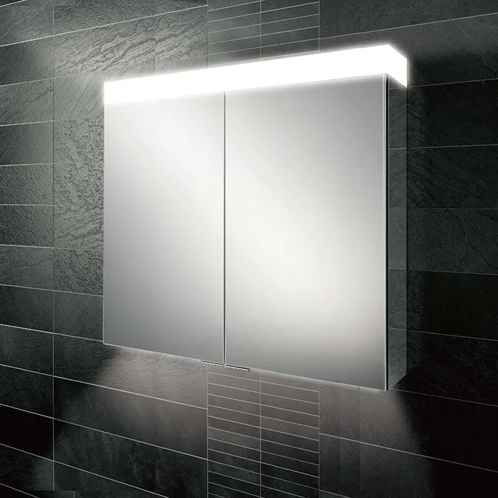 Osvetlené kúpeľňové skrinky